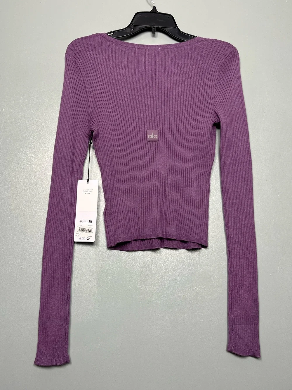 ALO Yoga NWT Sweater Knit Unwind Long Sleeve Top Plum Kiss Purple Women’s Size M